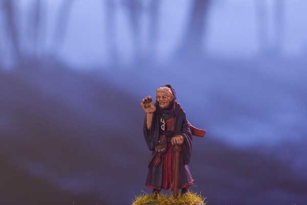 figurine sorcière