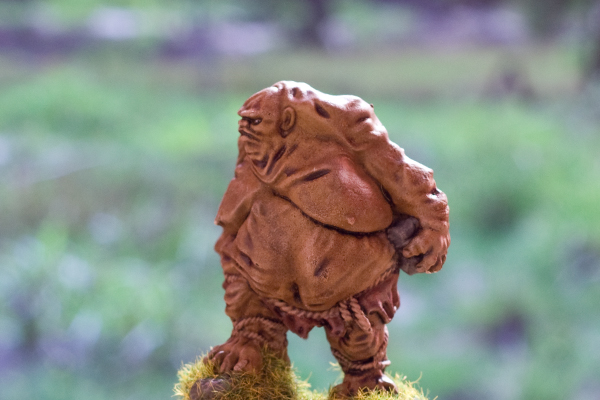 figurine golem glaise