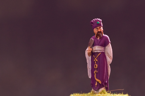 figurine initiate with katana ronin