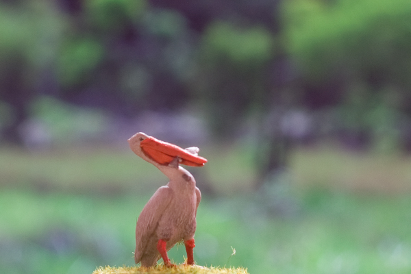 figurine pélican 