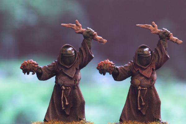 figurine homme grenouille 