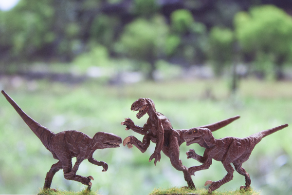 velociraptor primaveal creation